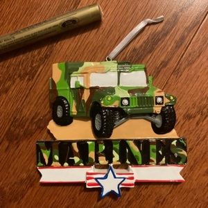 Customizable ornament